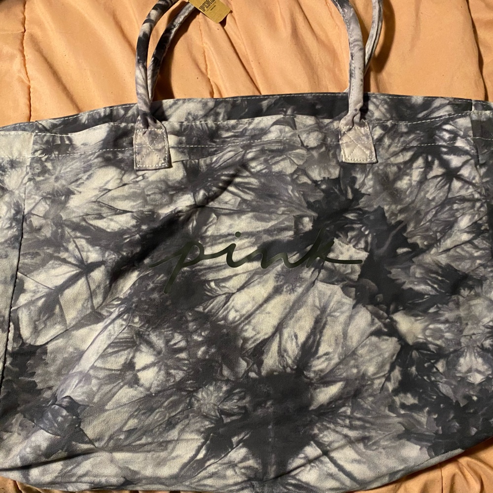 *New* Victoria Secret Pink Bag
